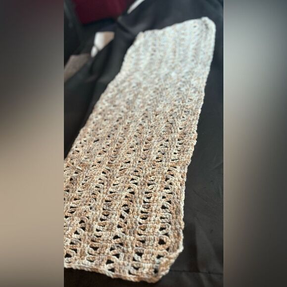 38” NEW Chunky Crochet Neutral Color Stripes Winter Wrap Scarf - Picture 3 of 4